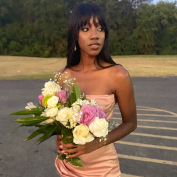 Meet your Posher, Pamela - Picture 1 of 1